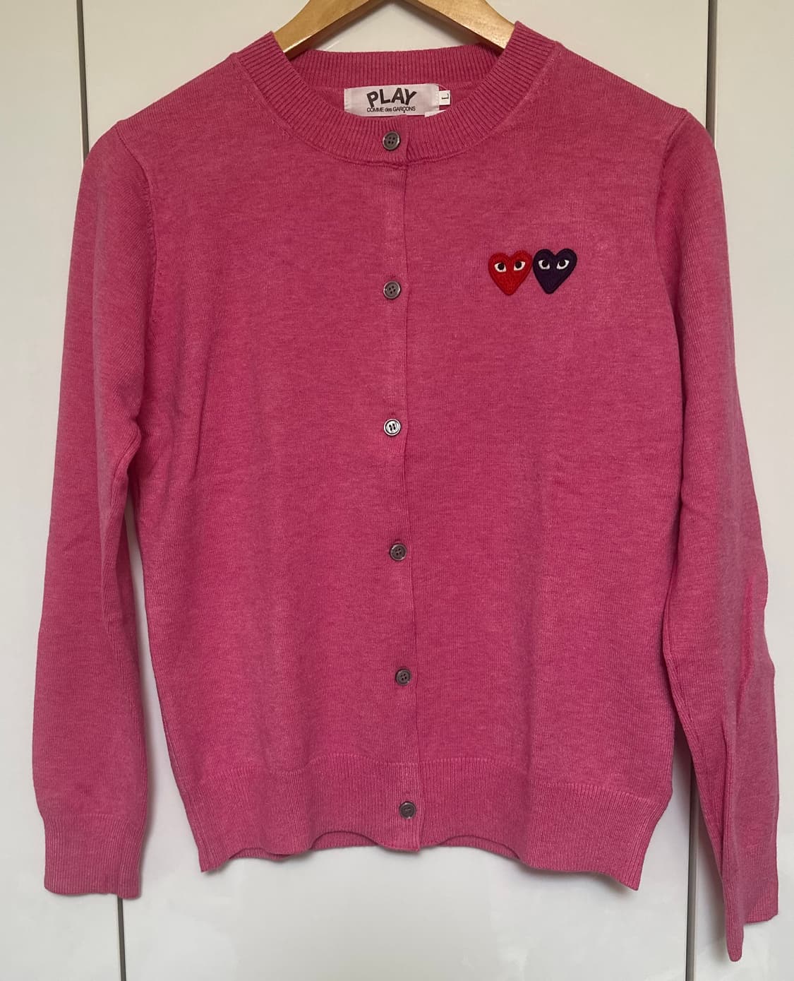 꼼데가르송 플레이일본판한정판 핑크 울가디건 상품이미지1