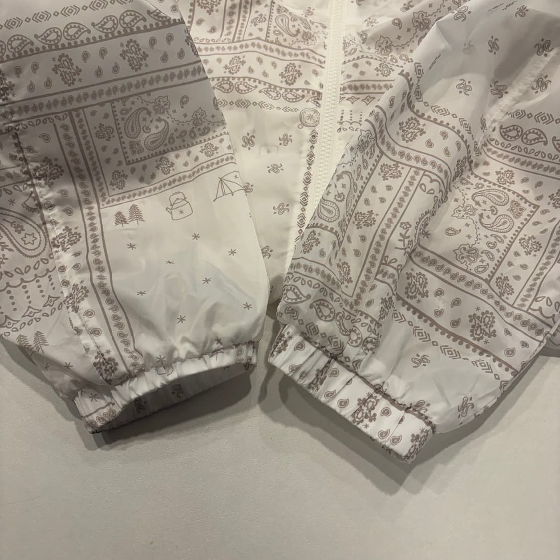 [105] 스노우피크 피코 초경량 페이즐리 패턴 후드 바람막이 D335 상품이미지5