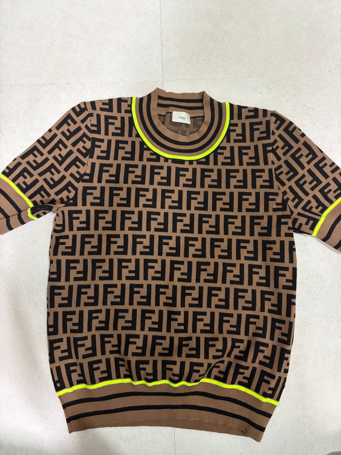 펜디 정품 니트반팔 44-55 상품이미지1