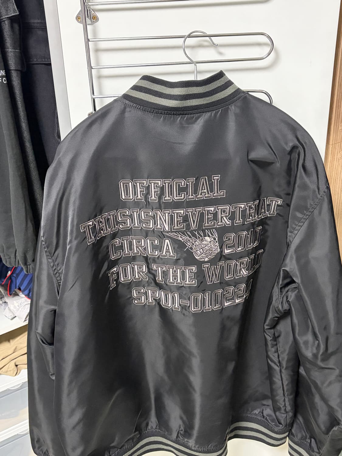 디스이즈네버댓 바시티자켓 L 상품이미지4