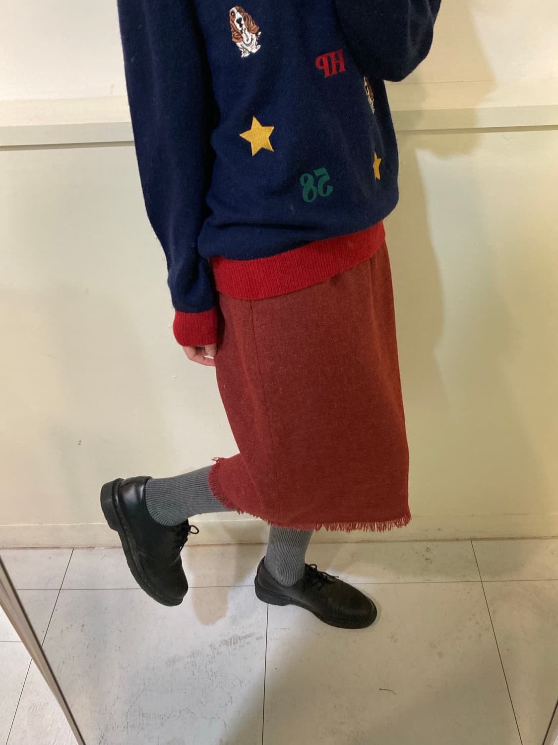 울 프린지 버건디 미디 스커트 상품이미지9