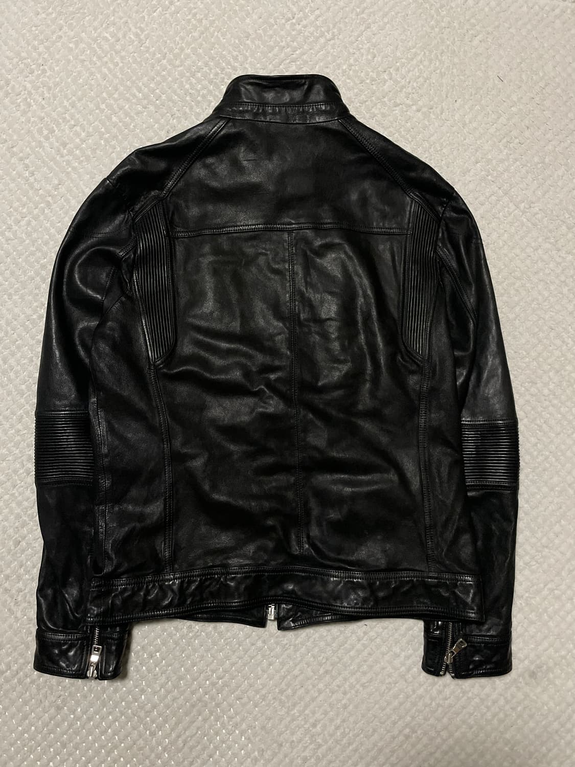 광희시장 웨스턴 무드 램스킨 양가죽 바이커 절개 레더 자켓 상품이미지3