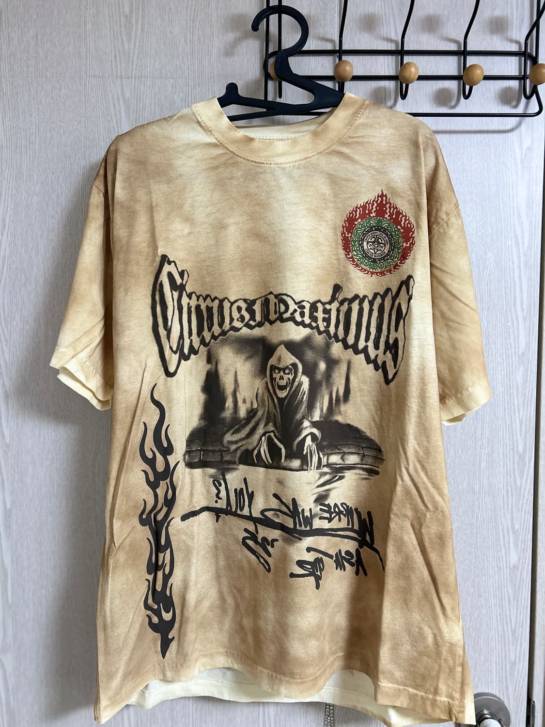 트래비스스캇 내한 머천다이즈 티셔츠 라지 상품이미지1