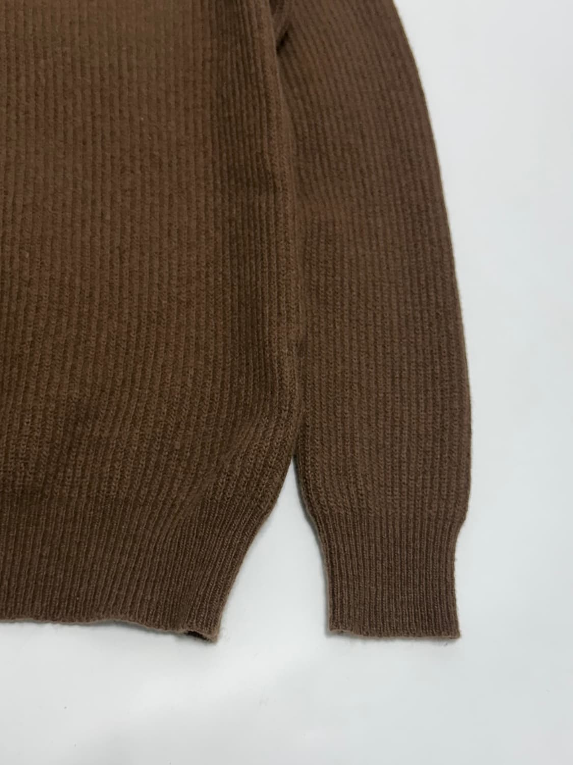 The izzat 더 아이잗 니트 후디 상품이미지3