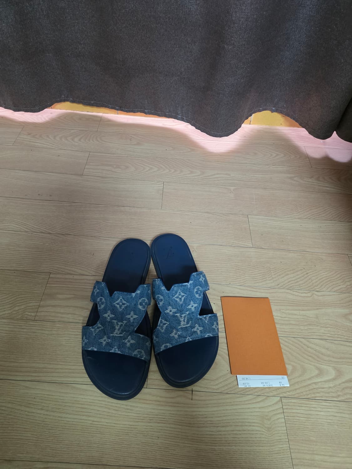 루이비통 데님 오아시스 뮬 8 상품이미지2