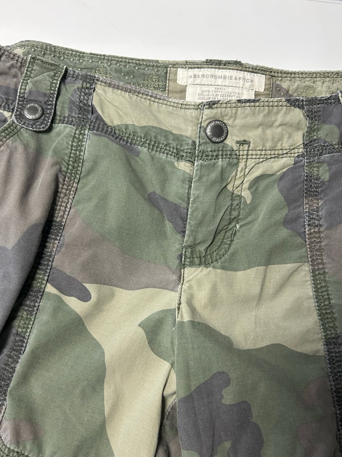 아베크롬비앤피치 빈티지 Y2K 카모 카고 반바지  상품이미지2