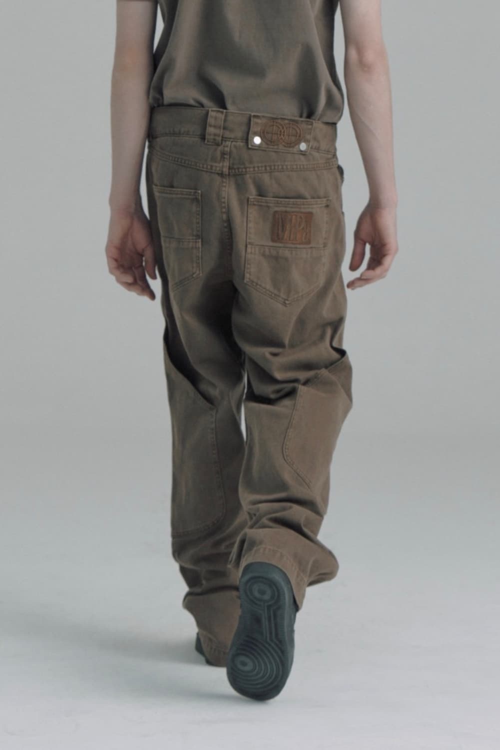 플라스틱프로덕트 MPa CALF POCKET PANTS 상품이미지1