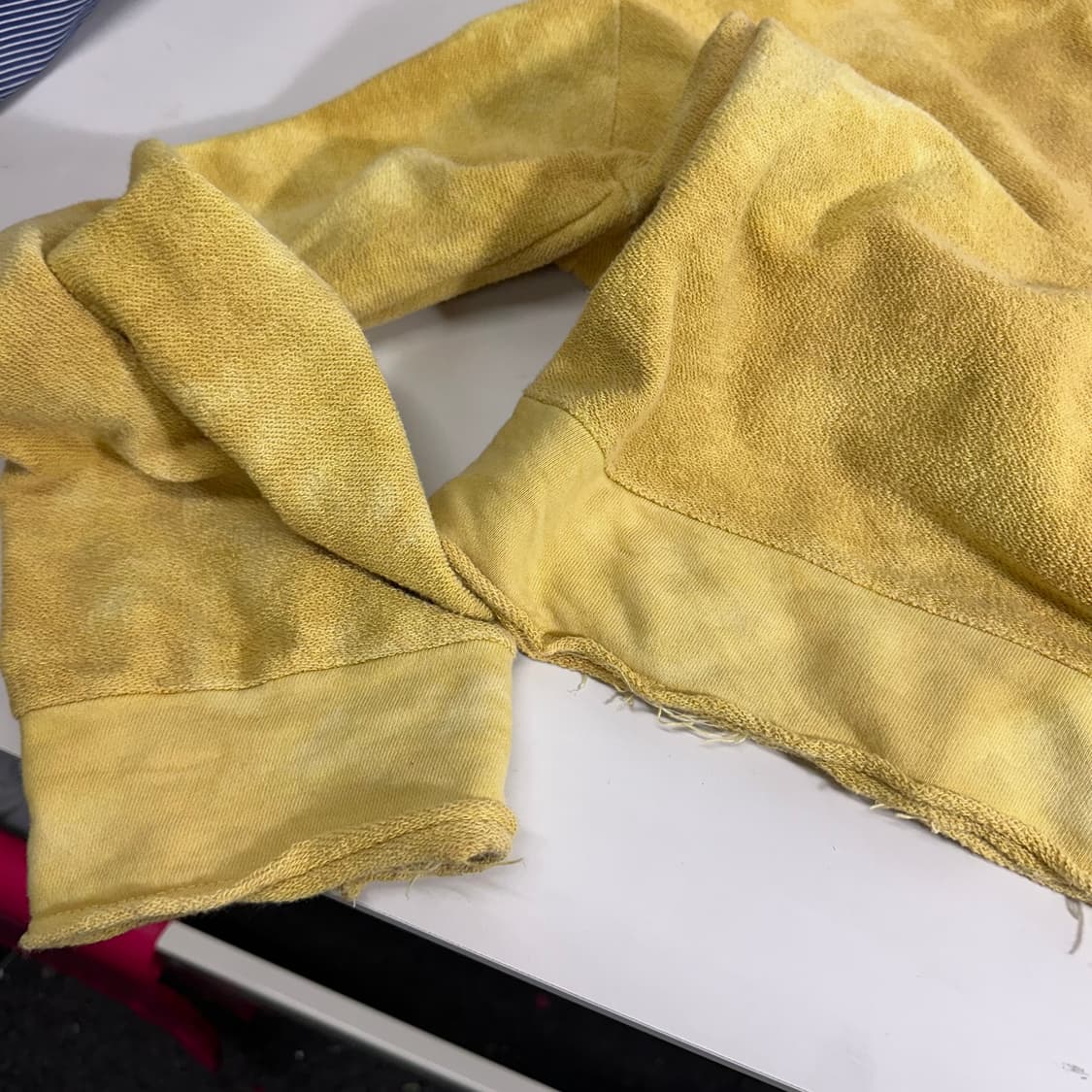 FREE GLAMOUR 겨자 오버핏 리버스 맨투맨 상품이미지2