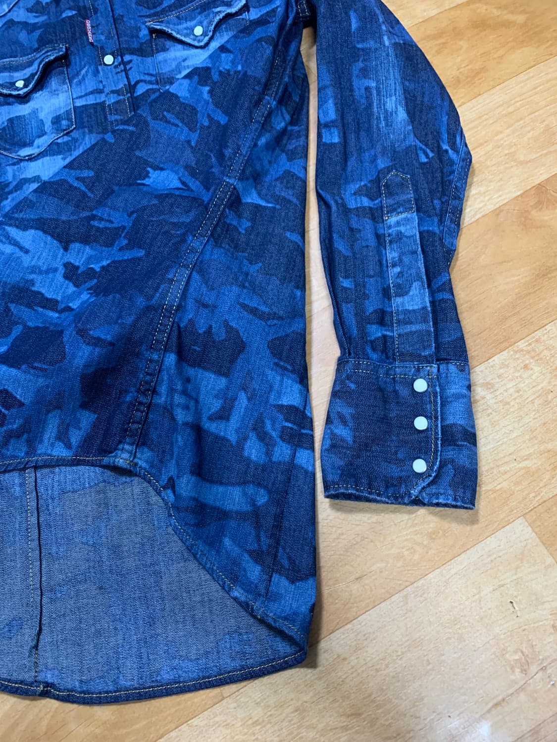 DSQUARED2 디스퀘어드 카모플라쥬 웨스턴 셔츠(데님-코튼) 상품이미지5