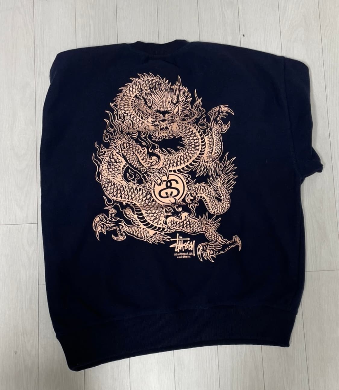 [급처] 스투시 드래곤 맨투맨 L 상품이미지1