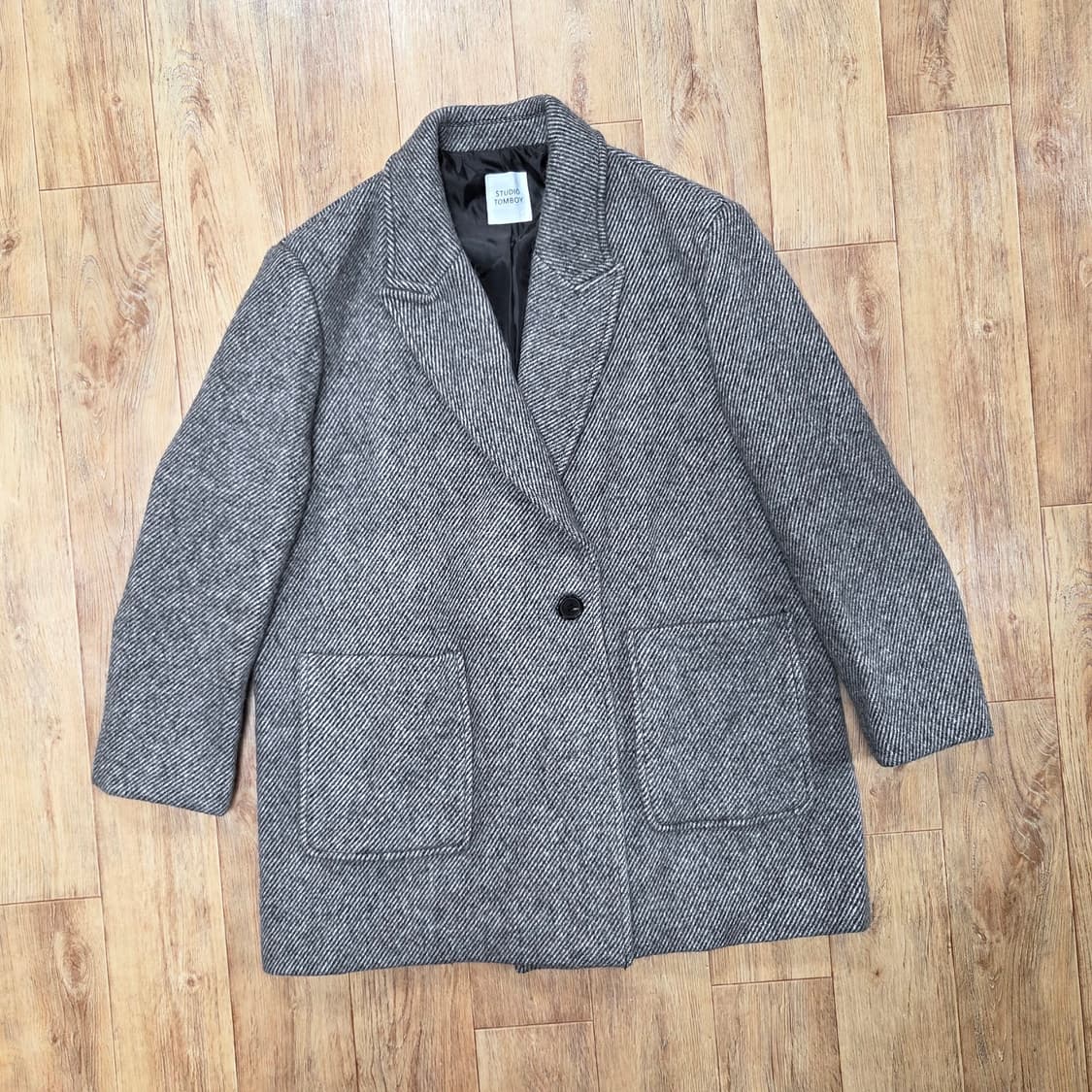 스튜디오톰보이(STUDIO TOMBOY) 빅트윌 테일러드코트 새상품  상품이미지5