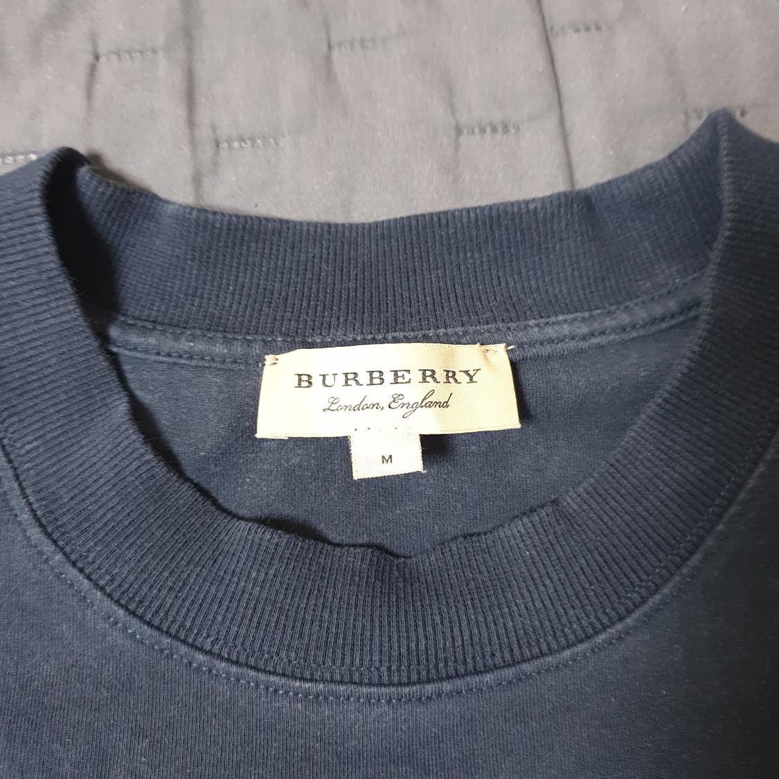 버버리 롱슬리브  맨투맨  상품이미지5