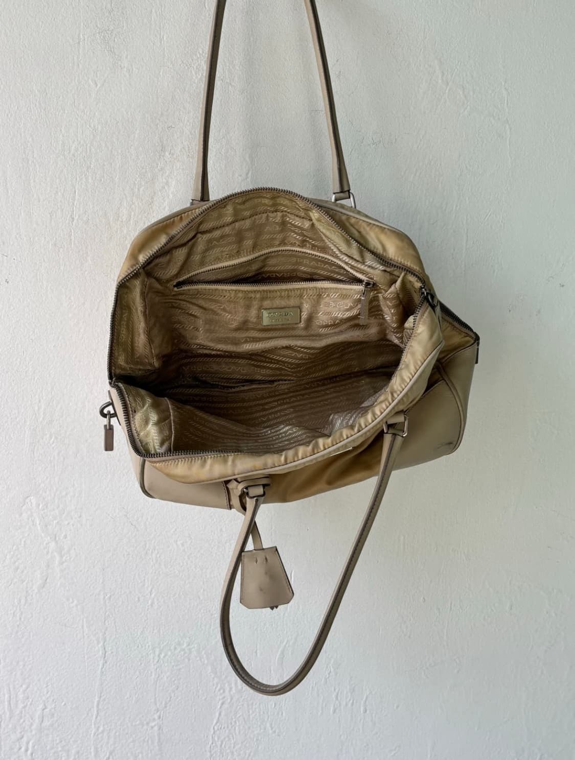 프라다 포코노 나일론 미니 보스턴 상품이미지9