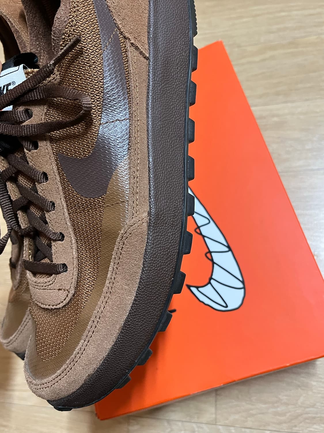 신품급 나이키 톰삭스 브라운 275 280 상품이미지5