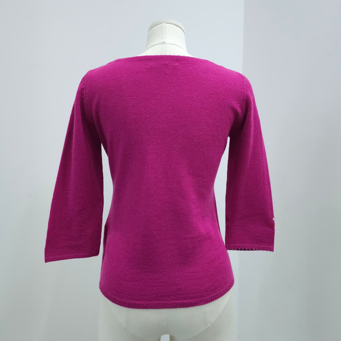 울 핫핑크 플라워 사선 자수 7부 니트 상품이미지3