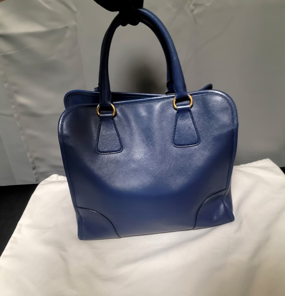 프라다 가방,크로스백토트백(디올샤넬보테가루이비통구찌셀린느생로랑발렌시아가 상품이미지4