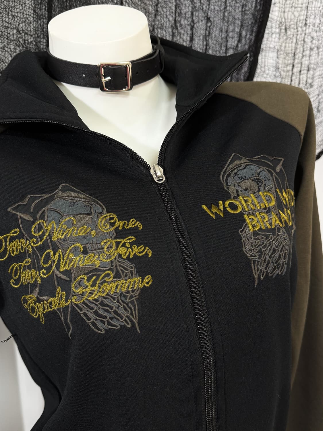 khaki printing zip up 상품이미지3