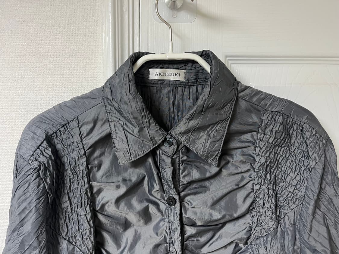 AKITZUKI 플리츠 셔링 셔츠 상품이미지3