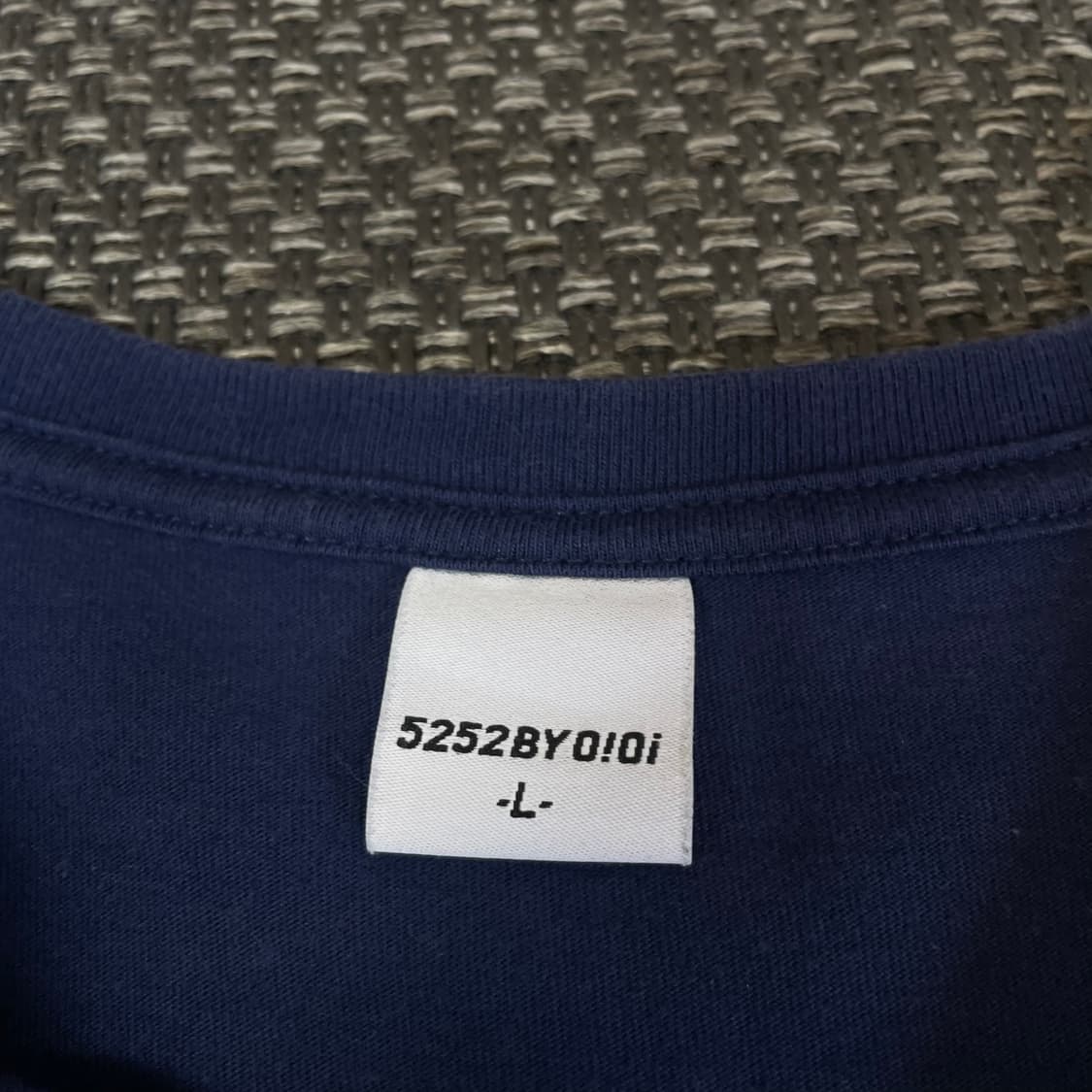 OIOI 네이비 로고 프린팅 반팔 티셔츠 L 상품이미지4