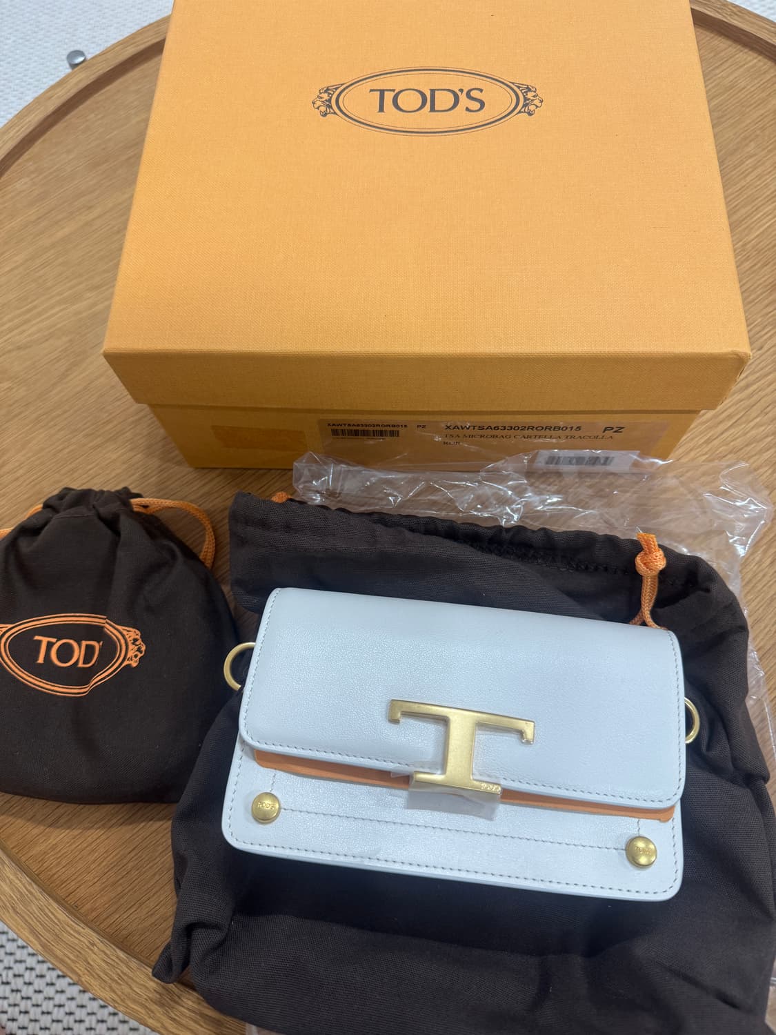 토즈 타임리스 미니백 새상품 상품이미지1