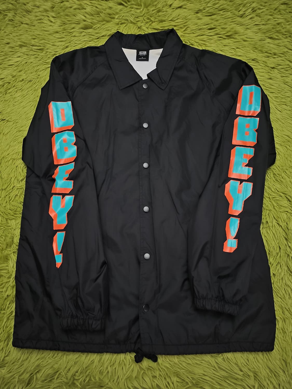 오베이(OBEY) 양팔 빅로고 바람막이 L 상품이미지3