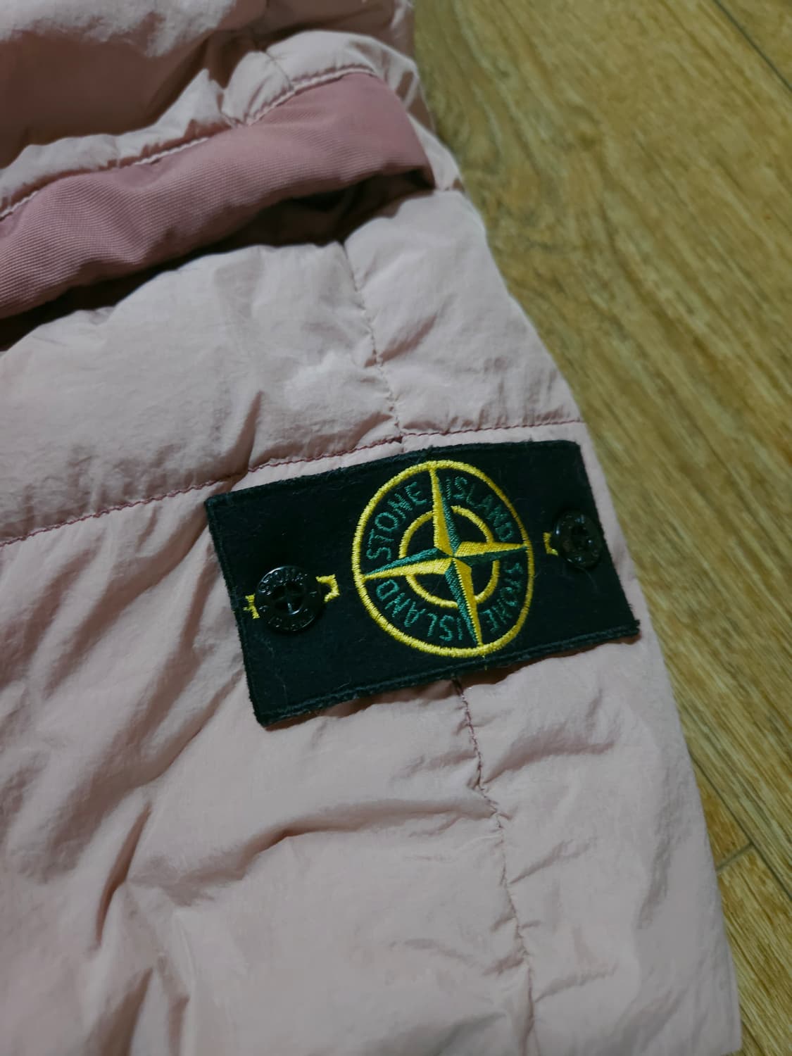 스톤아일랜드 16FW 크링클랩스 패딩 조끼 더스트핑크 상품이미지5