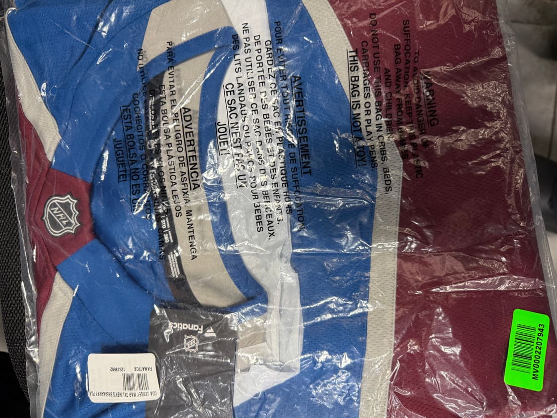 Cale Makar 콜로라도 유니폼 저지 팝니다. 상품이미지7