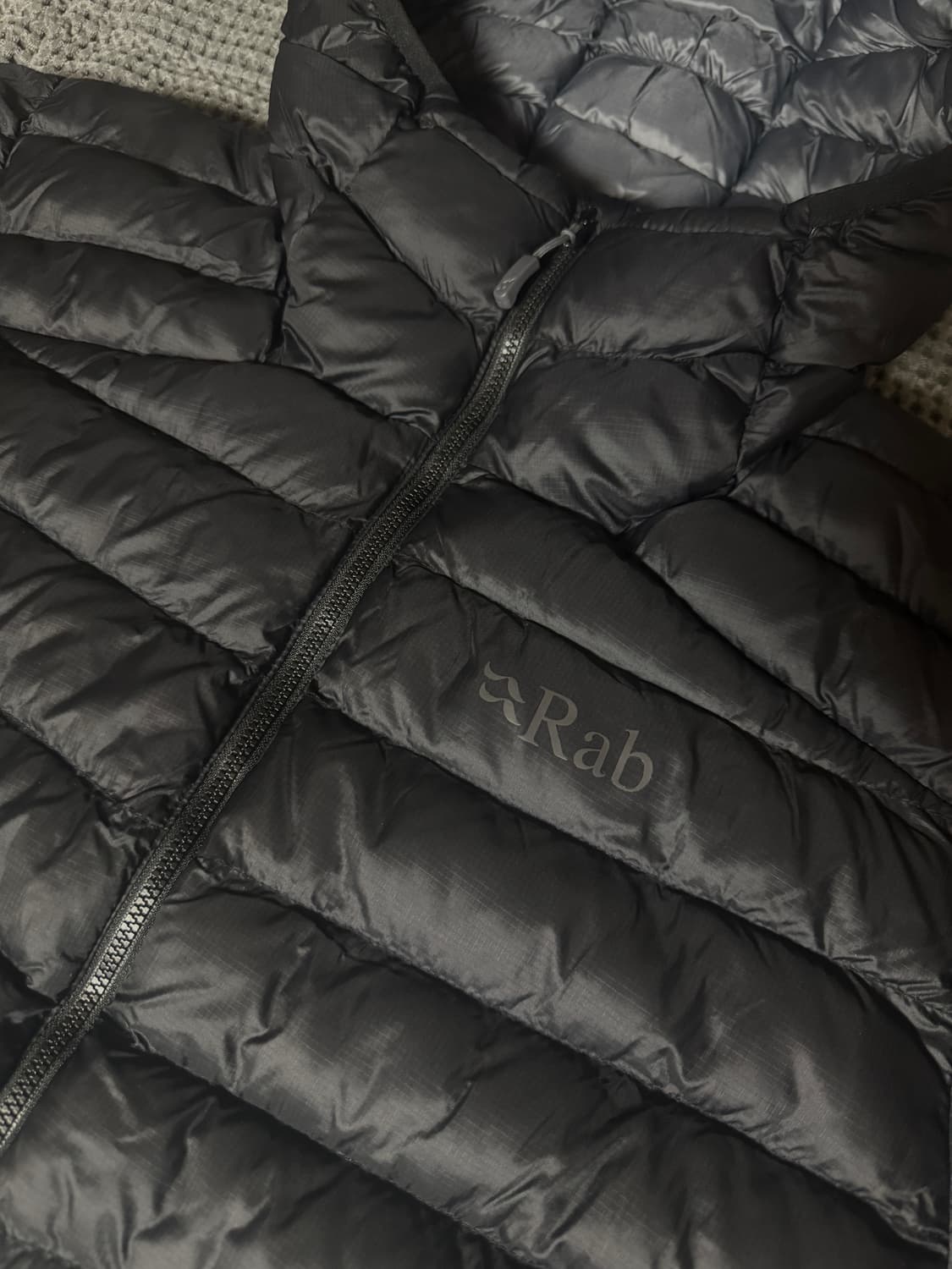 Rab 랩 Cirrus Alpine 패딩 자켓 블랙 M 상품이미지4