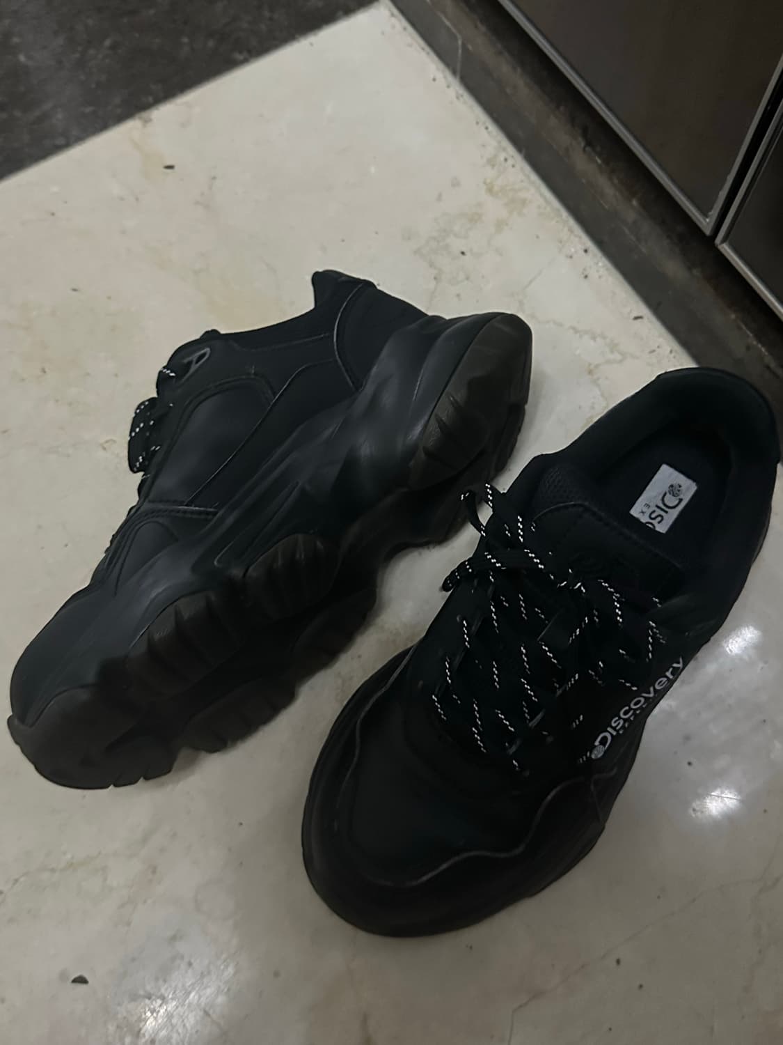 새상품) 디스커버리 DX-SH13-961 블랙 운동화 235 상품이미지5
