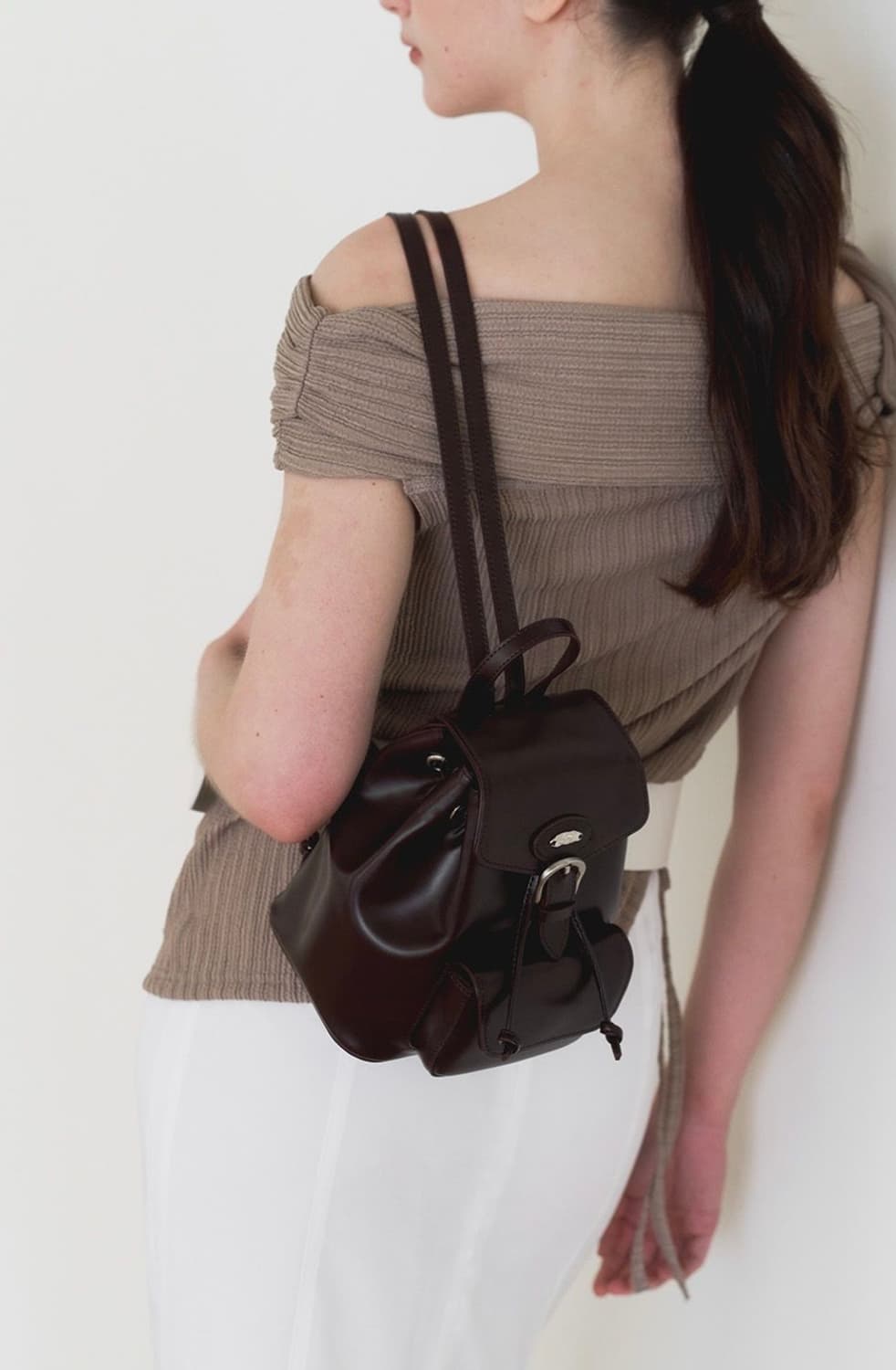 Nute Buckle Backpack Mini_Choco brown 상품이미지3