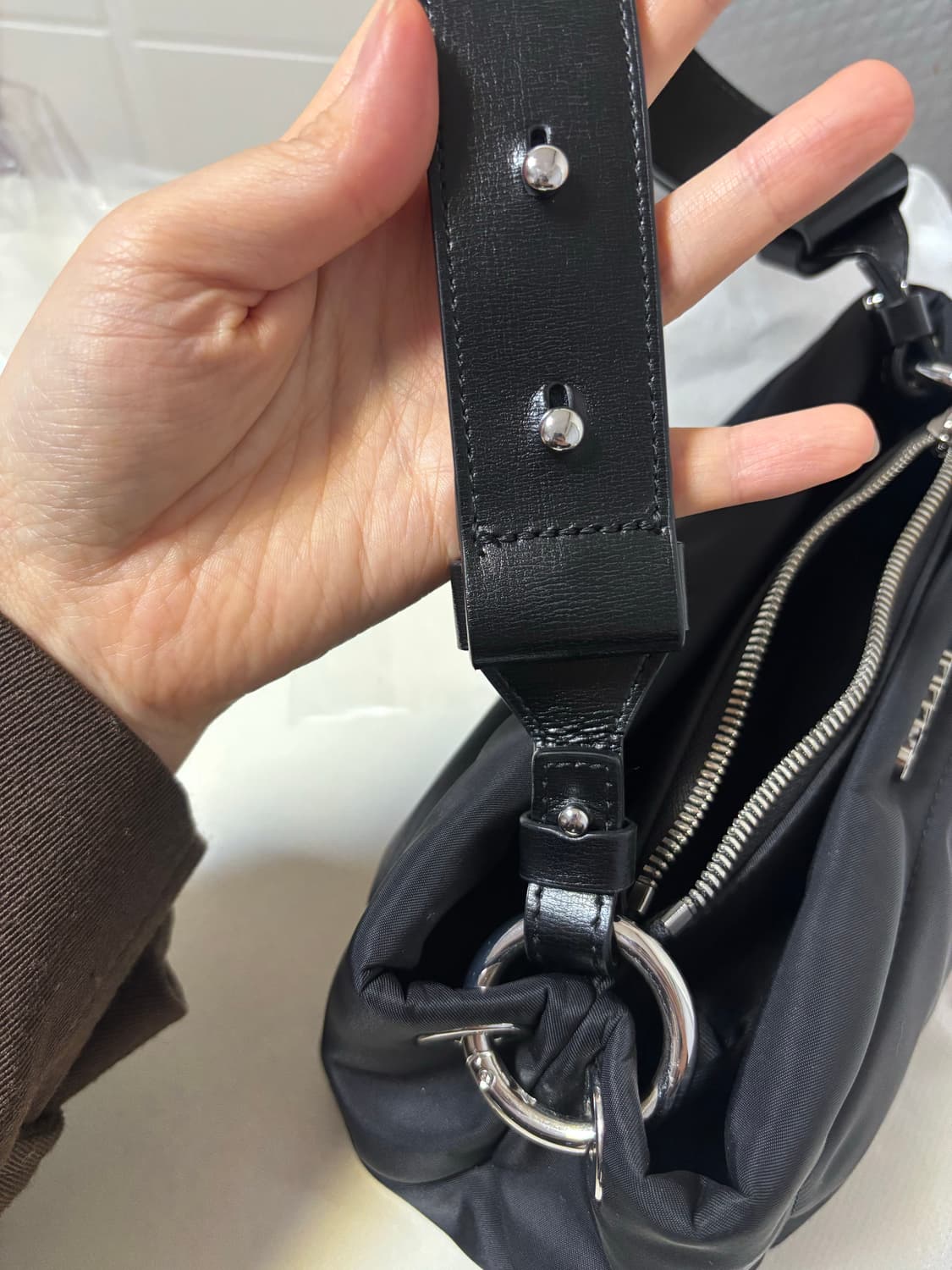 가니 필로우백 블랙 ganni 상품이미지5