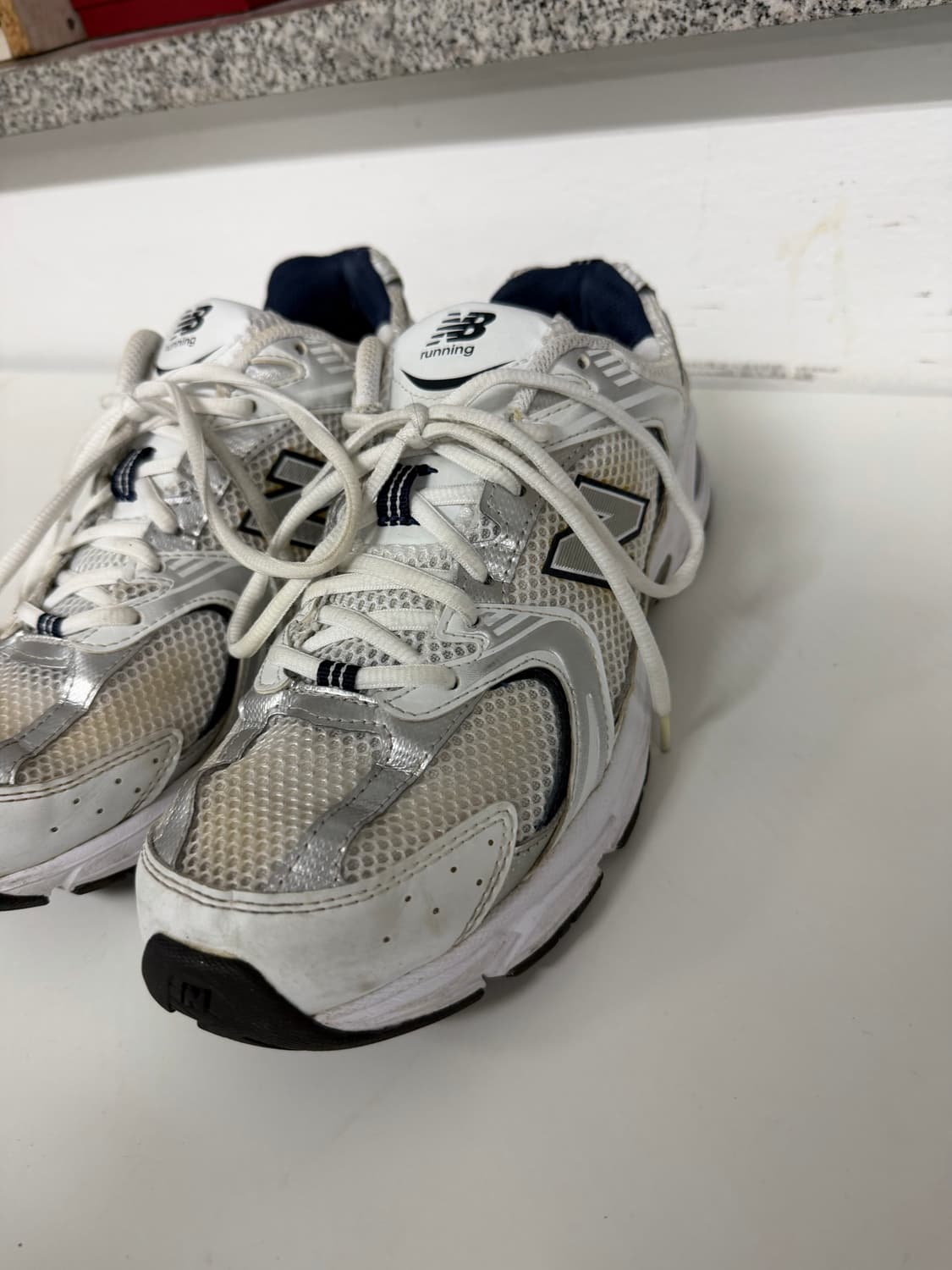 정품) 뉴발란스 530 실버 270 상품이미지2