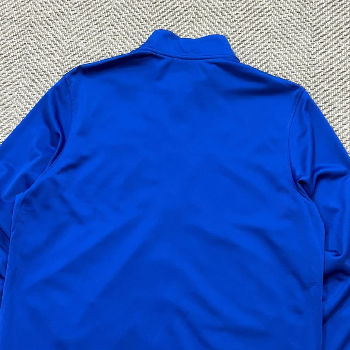 언더아머 트랙져지 v2148 상품이미지4