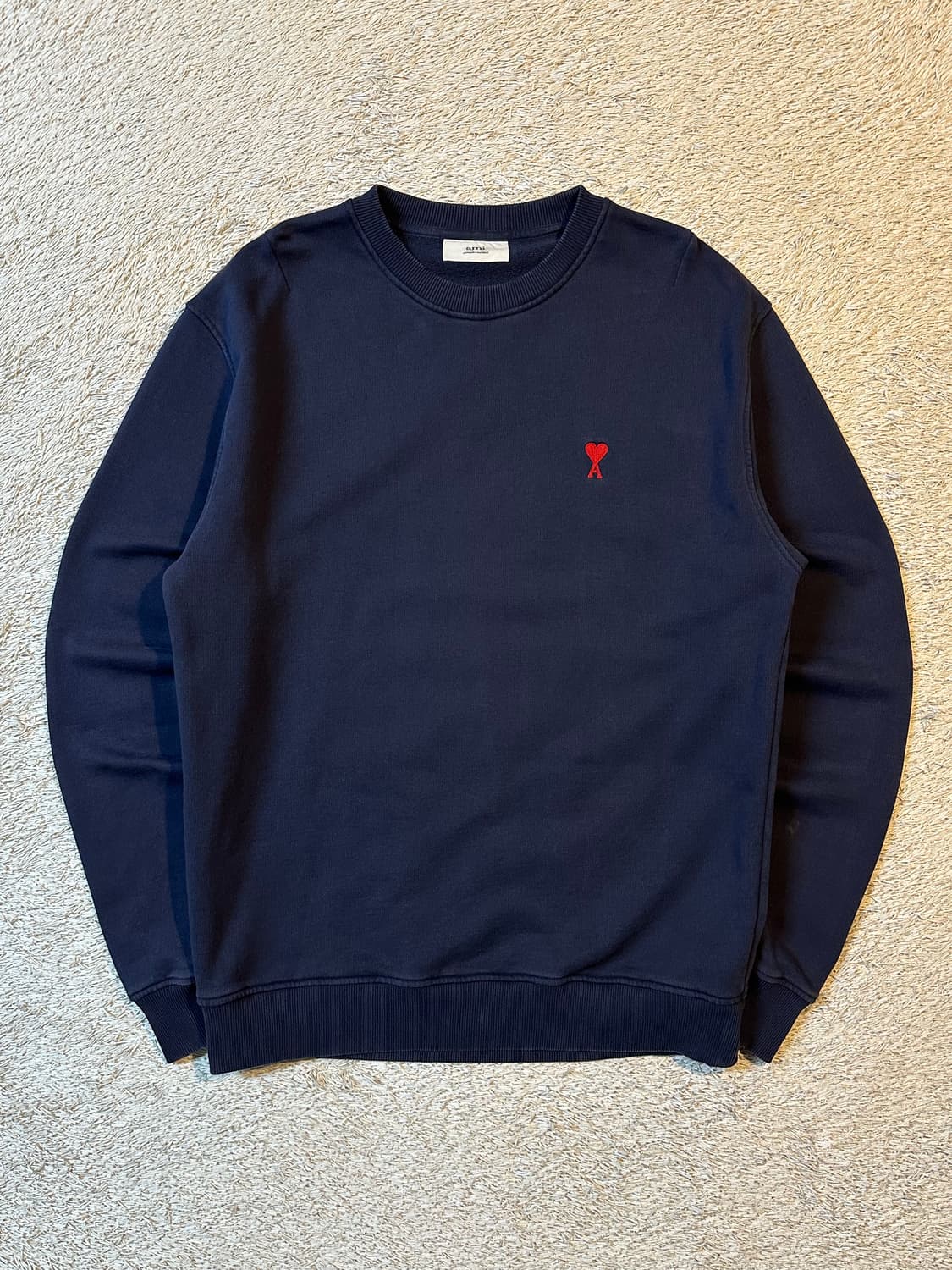 매장판) 21SS 아미 AMI 스몰 하트로고 맨투맨 네이비 상품이미지1