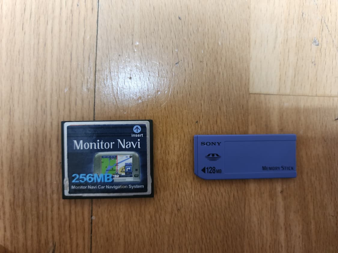 소니 하이엔드 디지털 카메라 DSC-F828 상품이미지5