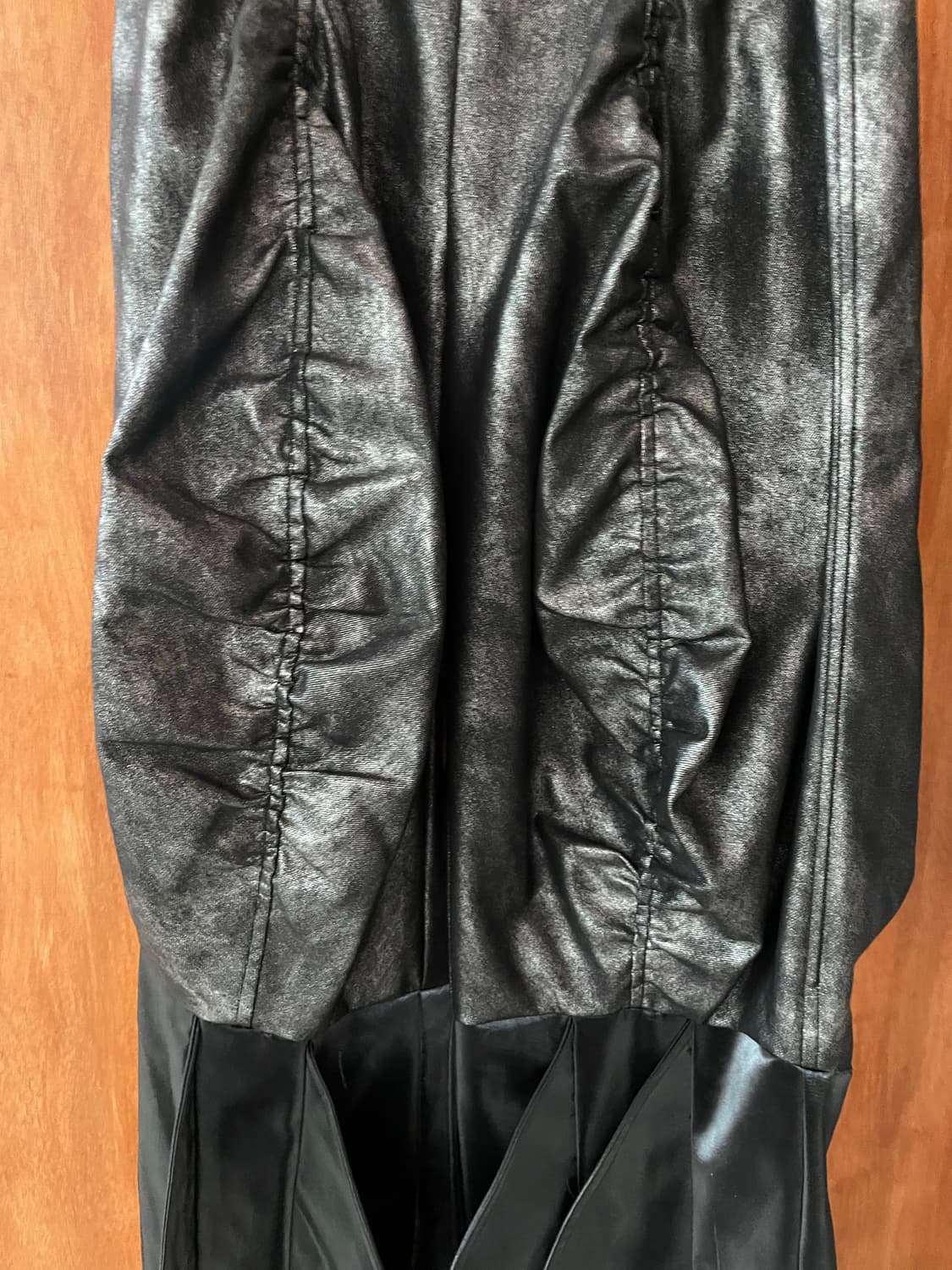 Glossy balloon leather long pants 상품이미지7