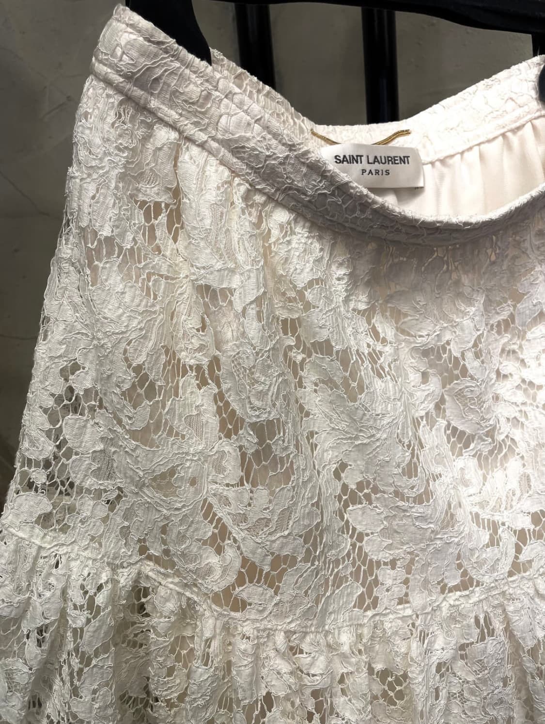 생로랑 레이스 플리츠 미디 스커트 상품이미지2