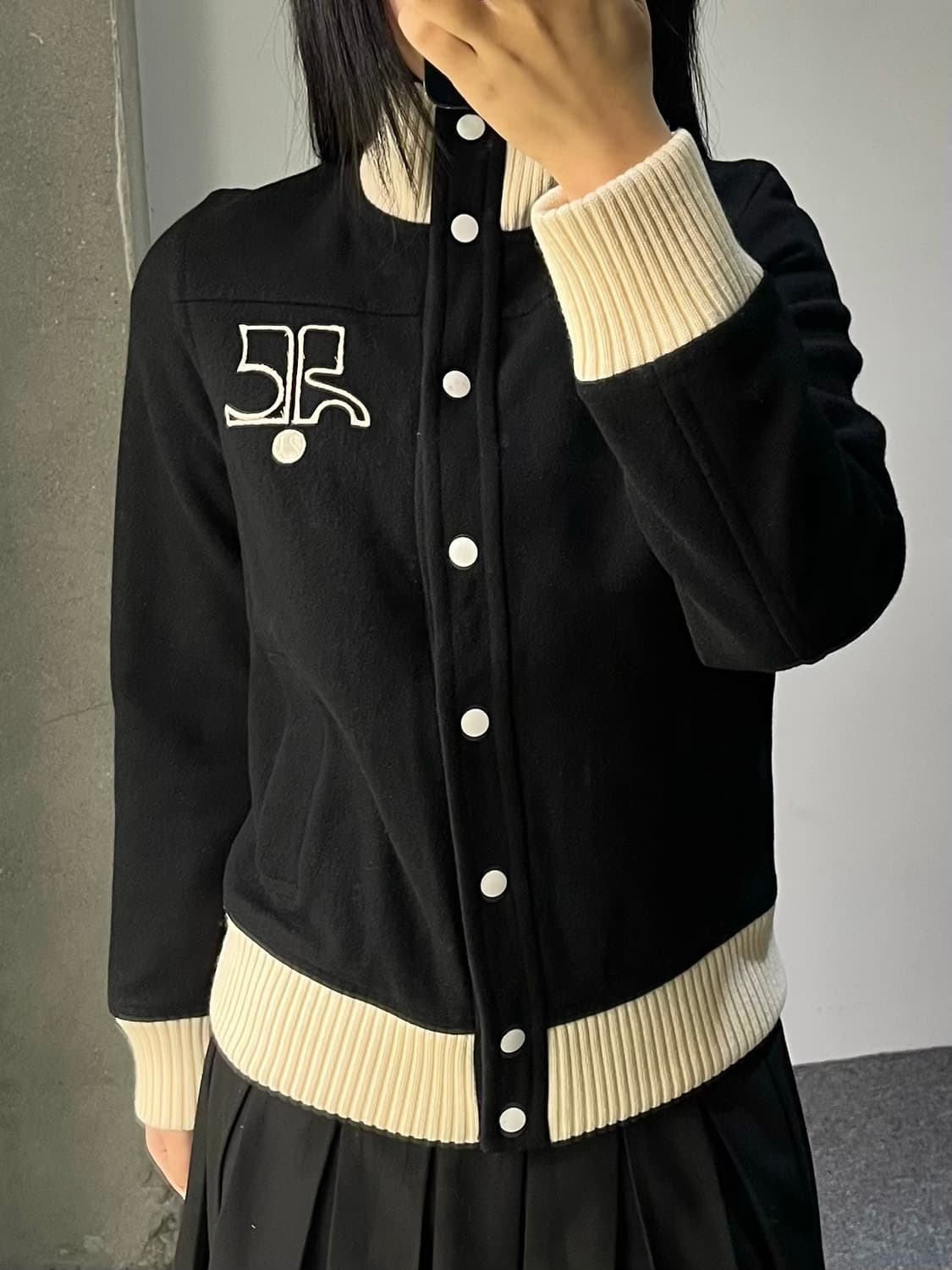 꾸레쥬 트랙 로고 울 버튼 자켓 상품이미지2