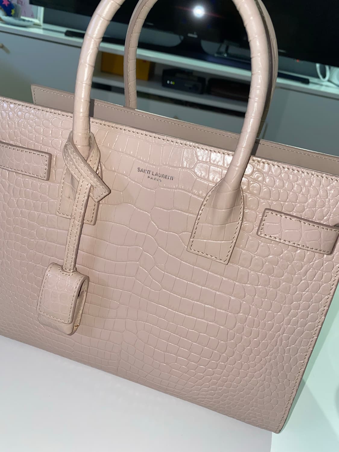 생로랑 삭드쥬르 베이비 핑크크로커다일 상품이미지2