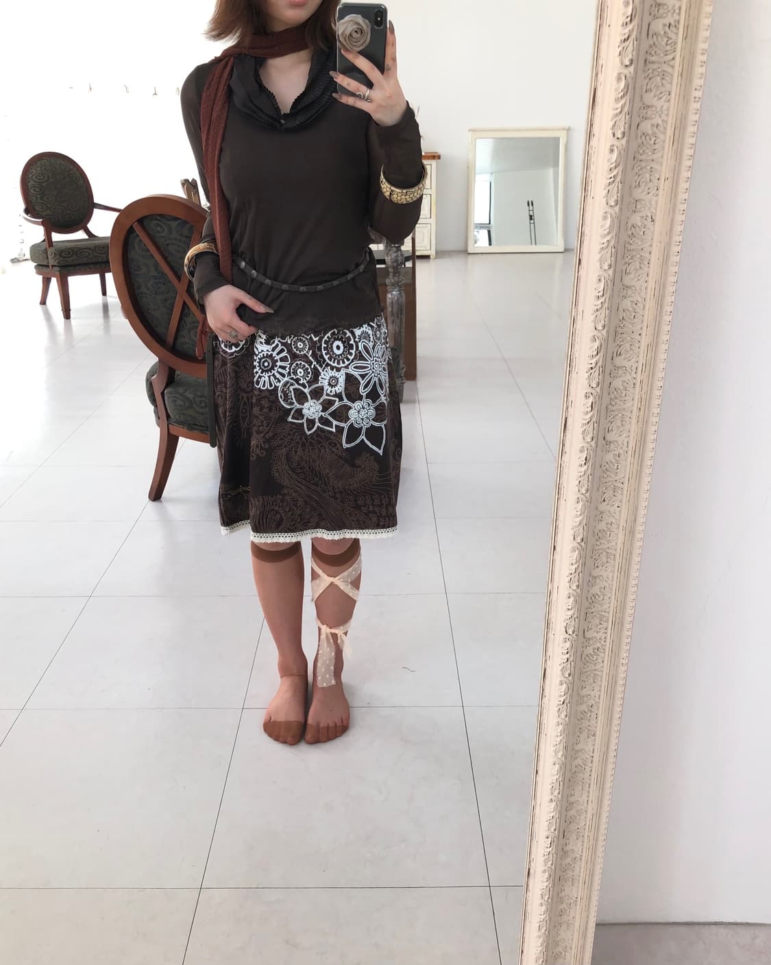 Set 러플넥 메쉬탑 & 데시구알 스커트 & 브릭 도트 스카프 상품이미지3