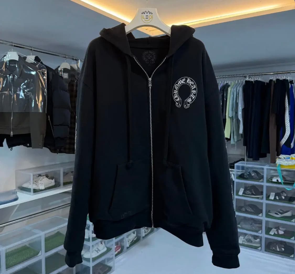 [정품] 크롬하츠 고딕 레터링 서클 후드집업 블랙 XXL 상품이미지2