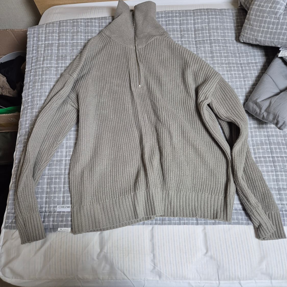 블론드 나인 니트 여러벌 팝니다 상품이미지5