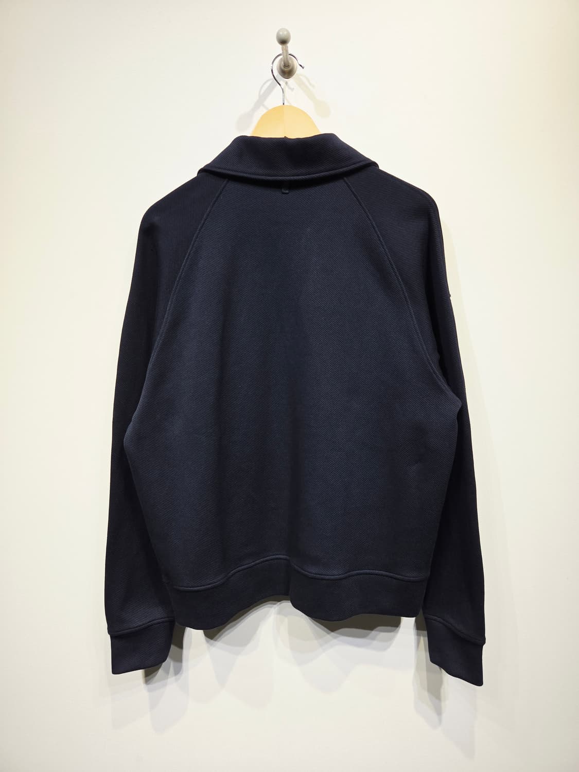 HIS HAZZYS 히스 헤지스 네이비 카라 반집업 맨투맨 상품이미지5