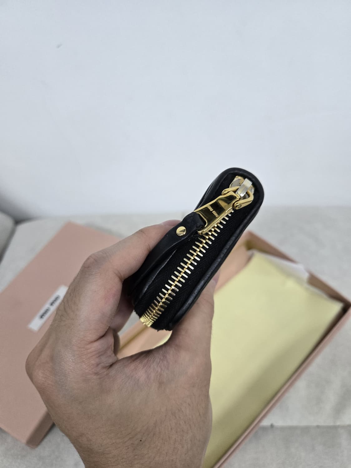 [보증서 A급]미우미우 마테라쎄 반지갑 상품이미지4