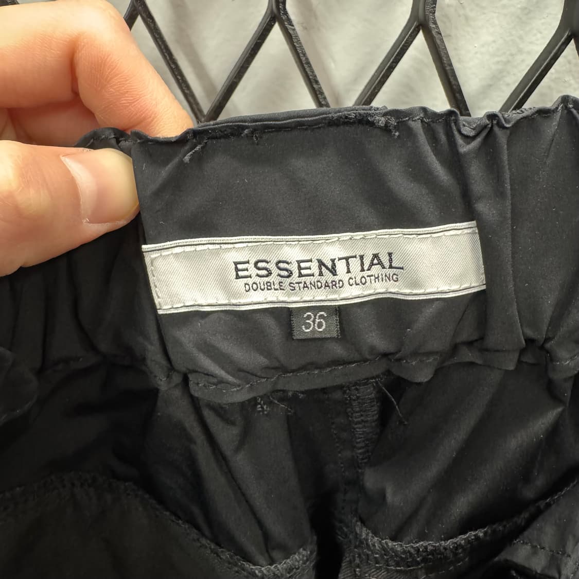 에센셜 더블 스탠다드 클로징 나일론 카고 팬츠 블랫 상품이미지8