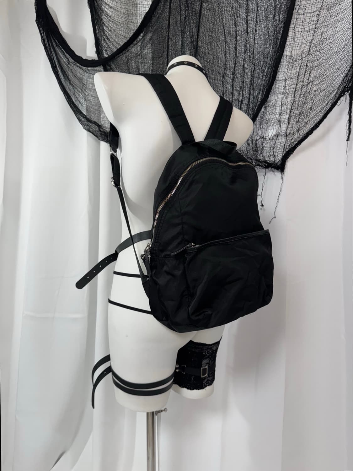 black back pack 상품이미지1