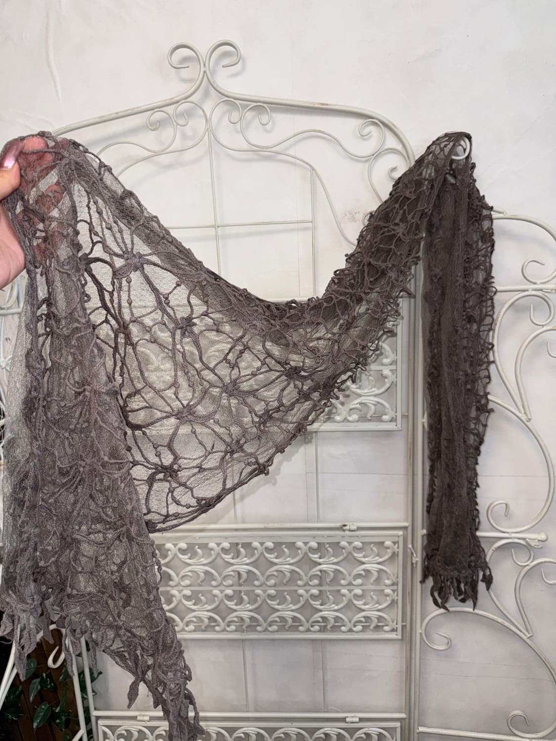 Gray grunge floral lace scarf 상품이미지1