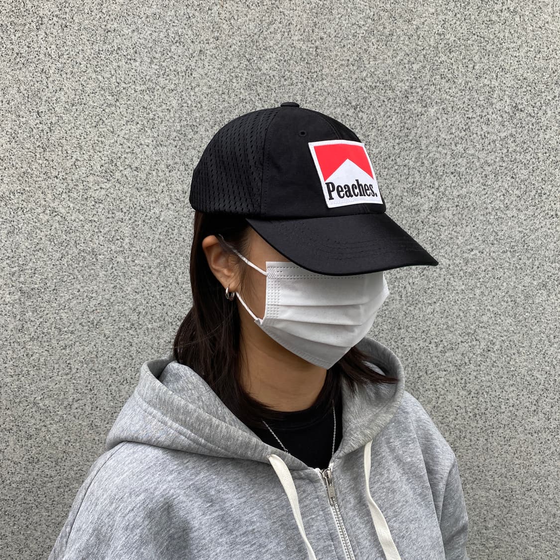 피치스(Peaches.) 'Driving Heals' 블랙 메쉬 캡 상품이미지4