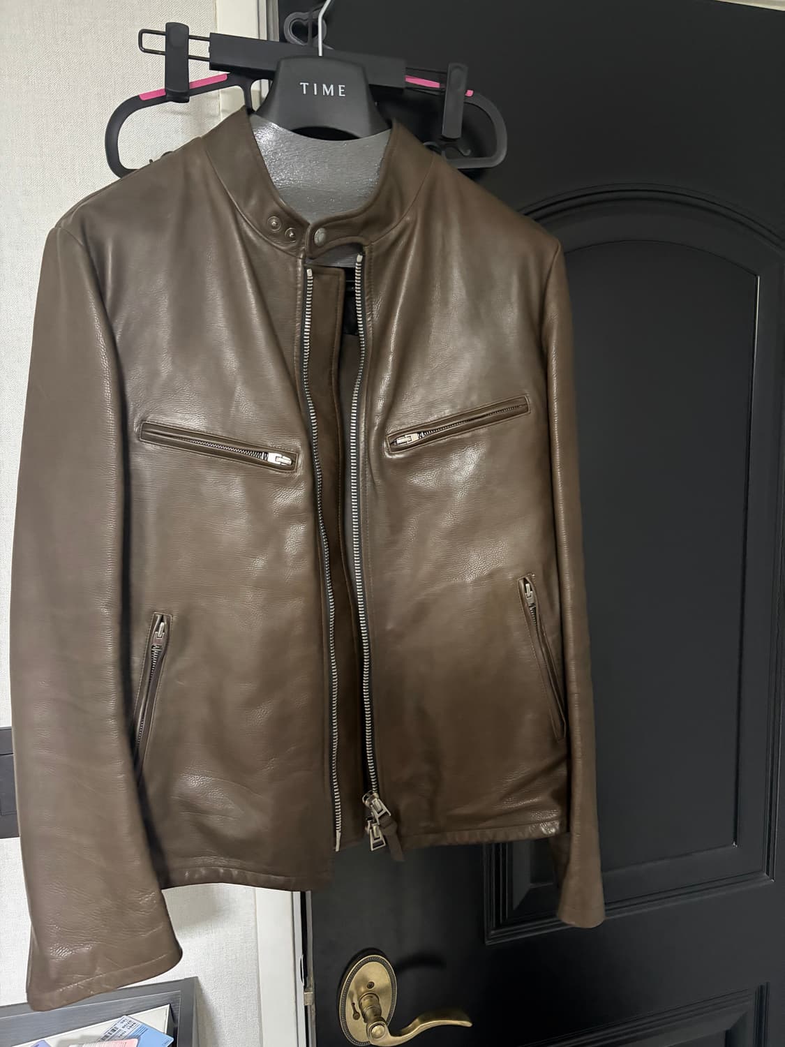 톰포드 카프스킨 레더자켓 상품이미지1