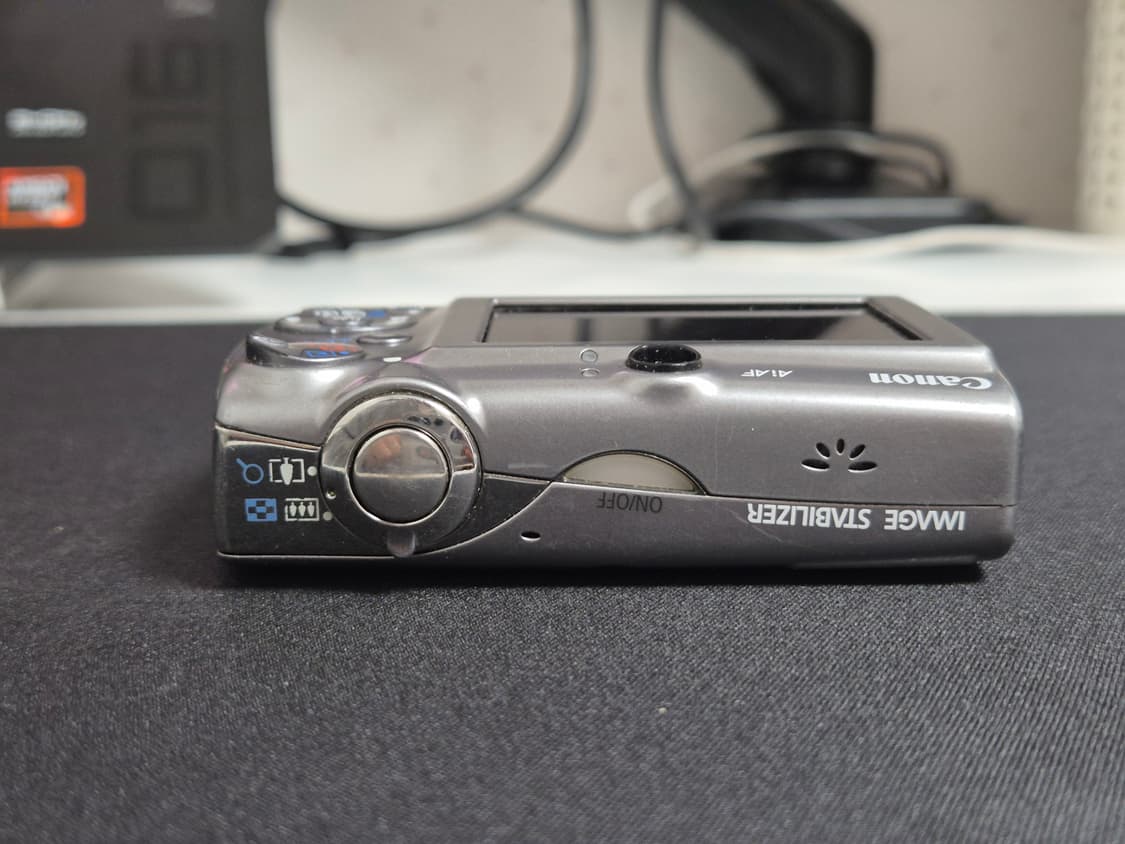 캐논 ixus850(익서스850) 빈티지카메라 판매합니다. 상품이미지3